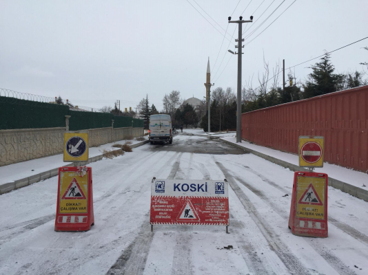 AĞIR HAVA ŞARTLARINA ALDIRMADAN GÖREVLERİNİ…