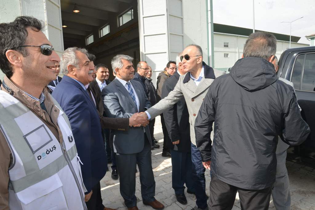 VALİ TOPRAK SEÇME ARITMA TESİSİ’Nİ ZİYARET ETTİ