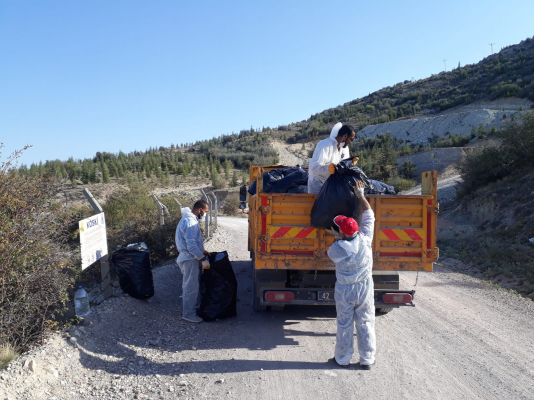 ALTINAPA BARAJ GÖLÜ TEMİZLENDİ