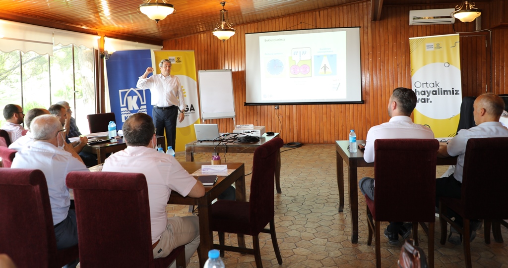 EĞİTİMLİDERLİK9