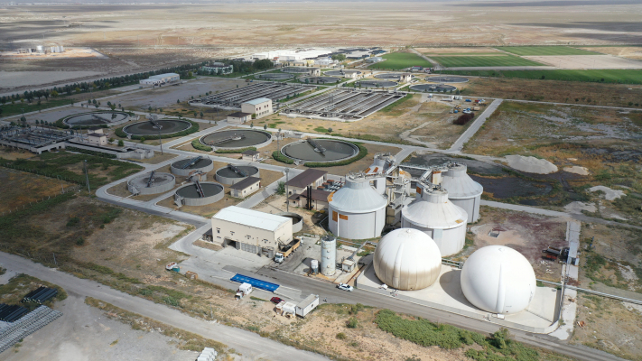 KONYA BÜYÜKŞEHİR ARITMA ÇAMURUYLA ÇİFTÇİYE…