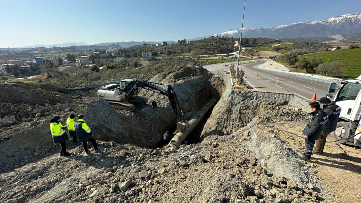 BAŞKAN ALTAY: “HATAY’IN SU ALTYAPISI İÇİN…